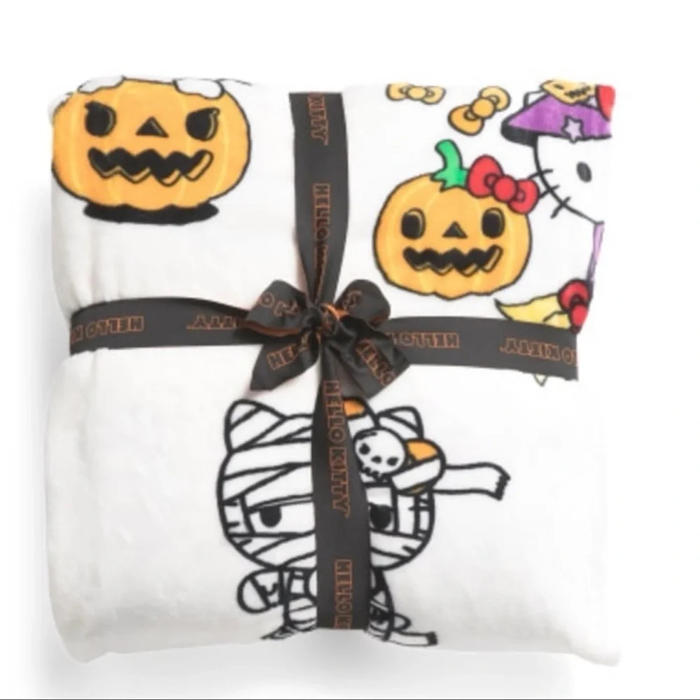 Hello Kitty Trick or Treat Halloween Blanket ~NEW~ Twin